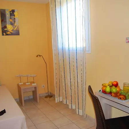 Lagrange De 4*